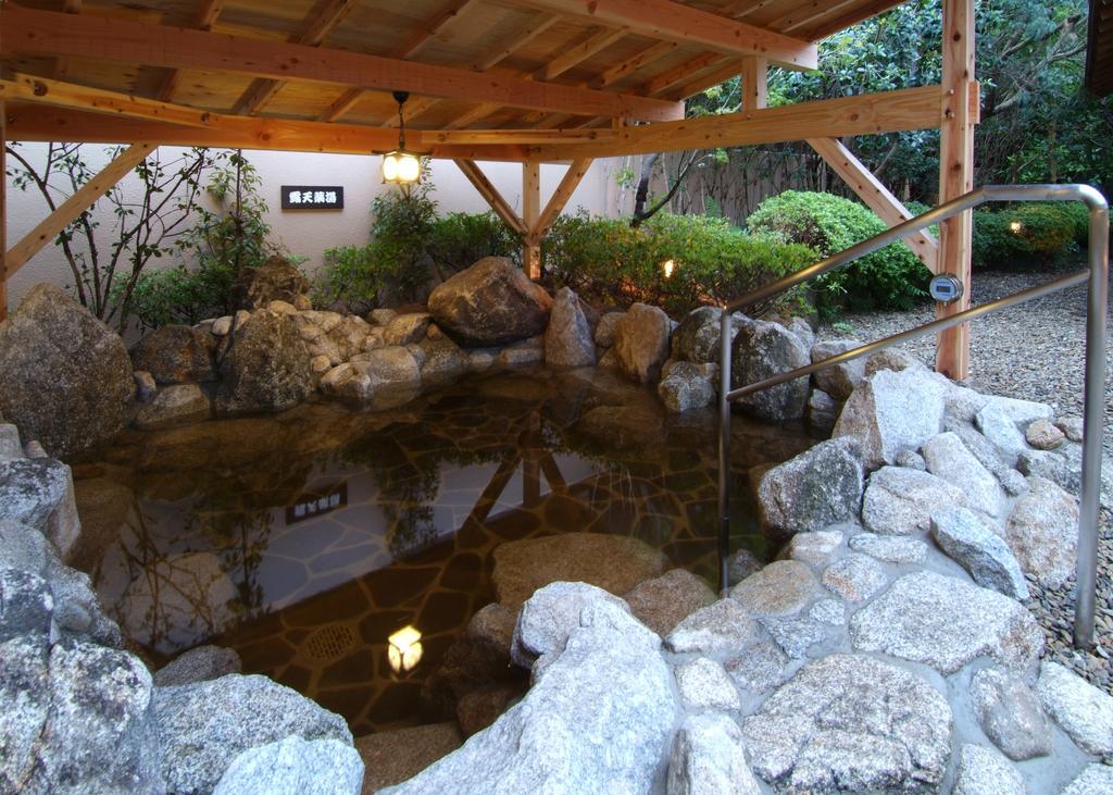 Route Inn Grantia Fukuoka Miyawaka - Wakita Onsen Exterior foto